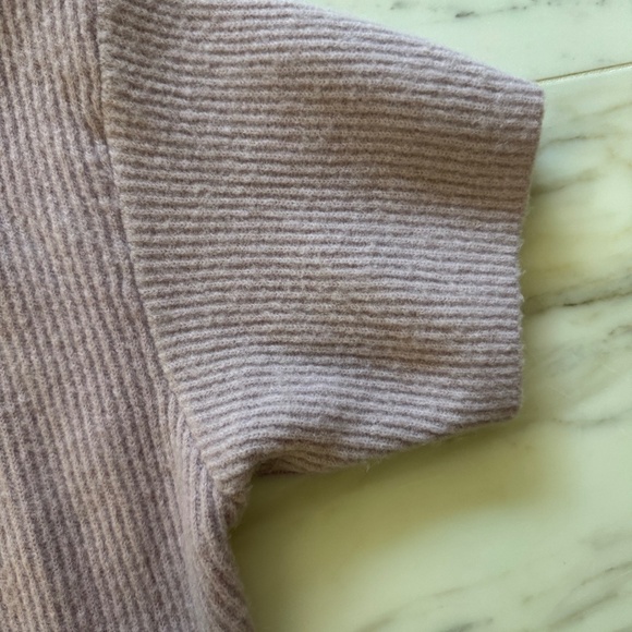 Daily Drills Lavender  single button short Sleeve sweater M/L - Picture 5 of 7